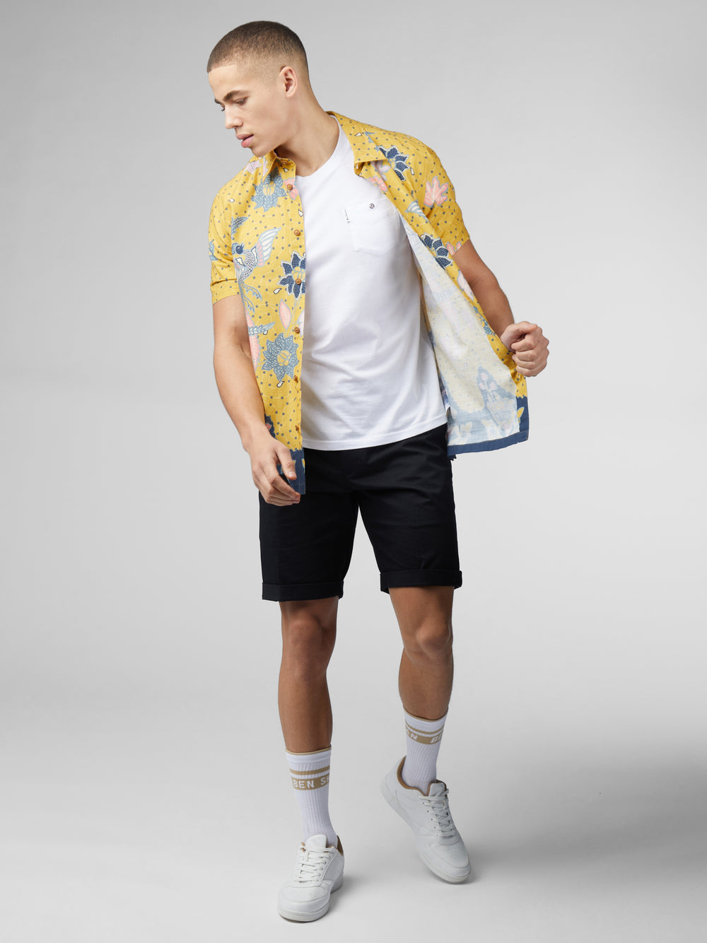 Ben Sherman Signature Abstract Botanical Print Shirts Yellow | 104865XKM