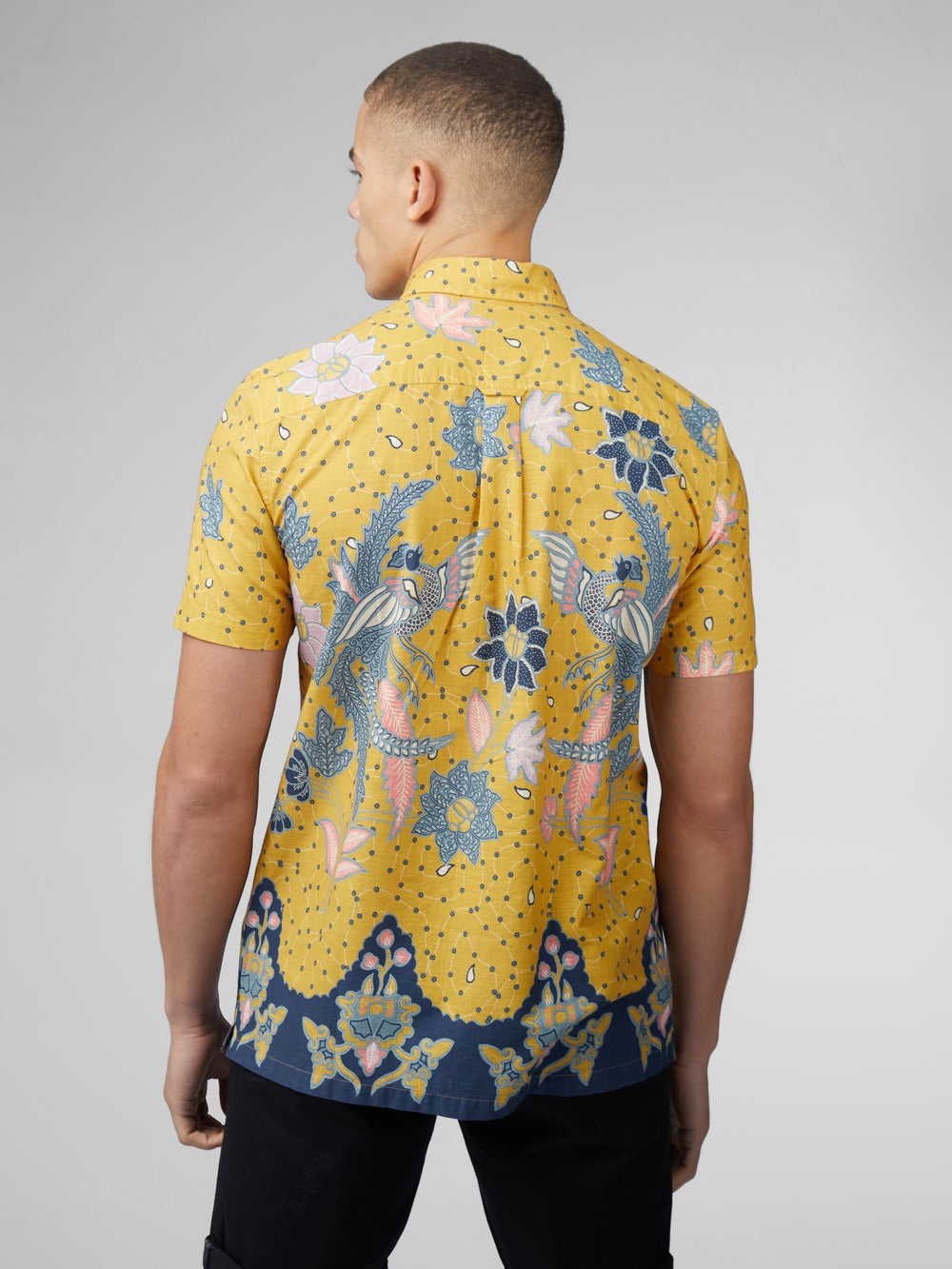 Ben Sherman Signature Abstract Botanical Print Shirts Yellow | 104865XKM